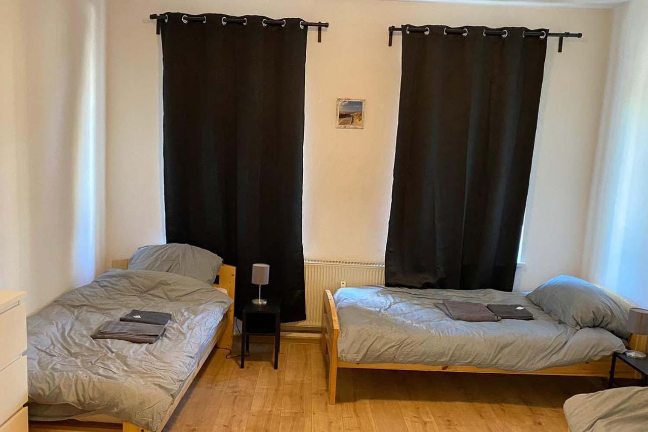 Worker Apartments Bernsdorf-Wiednitz Extérieur photo